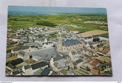 Cpm 1973, Cléder, la place de l'église, Finistère 29