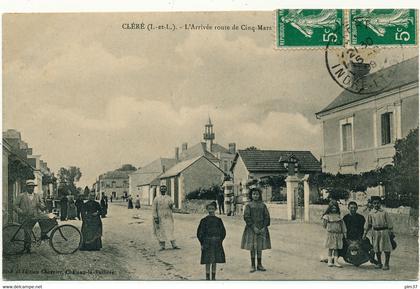 CLERE LES PINS - L'Arrivée, Route de Cinq-Mars