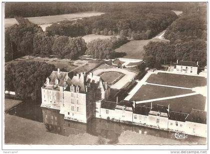 J : indre et  loire : CLERE les  PINS :  château  de  Champchevrier