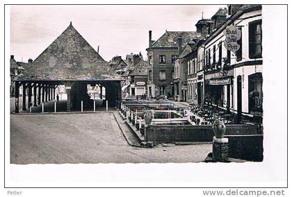 CLERES - Place des Halles