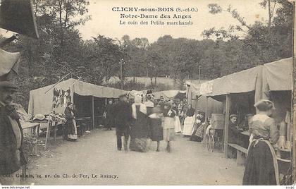 CPA Clichy-sous-bois Notre-Dame des Anges Le coin des petits marchands