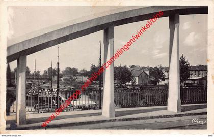 La Ville vue du Pont de la Renaissance - Conde sur Escaut - (59) Nord