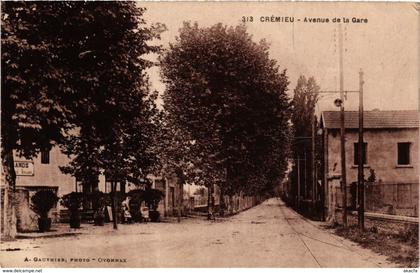 CPA Cremieu - Avenue de la Gare FRANCE (961647)