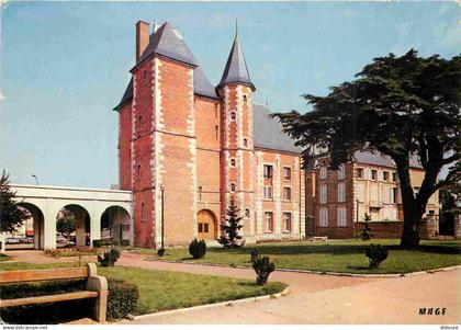 60 - Crevecoeur le Grand - Le Château - CPM - Voir Scans Recto-Verso