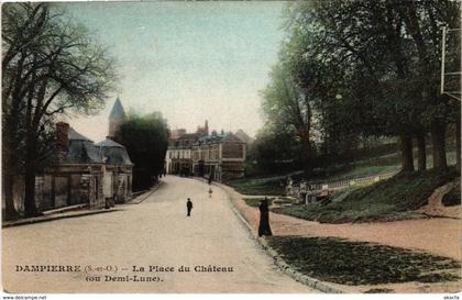 CPA DAMPIERRE - La Place du Chateau (103251)