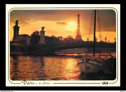 75 - Paris - La Seine et ses bords - Crépuscule sur la Seine et la Tour Eiffel - Coucher de Soleil - CPM - Voir Scans Re