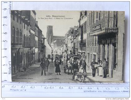 Douarnenez - la rue jean Bart - l'hotel du commerce