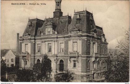 CPA DOULLENS Hotel de Ville (807849)