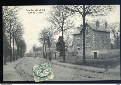 cpa du 91   Dourdan  -- avenue Carnot   YPO5