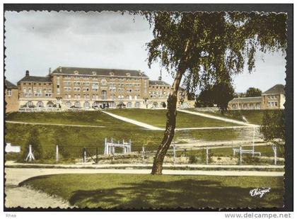 19 Égletons 73-7 - EGLETONS (Corrèze) Ecole Nationale Professionnelle exterieur ecole   D19D  K19073K  C19073C RH015113