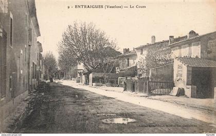 entraigues * rue , le cours