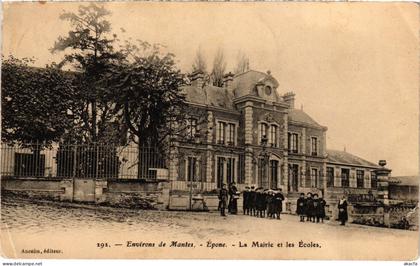 CPA EPONE La Mairie et les Ecoles (1412038)