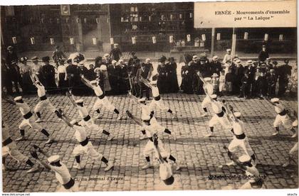 CPA ERNÉE - Mouvements d'ensemble par La Laique (194994)