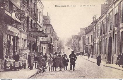 CPA Essonnes La Rue de Paris