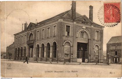 CPA Evron .- La mairie (191016)