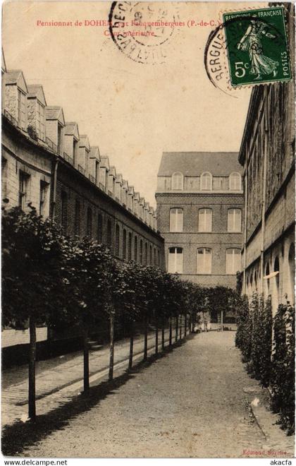 CPA Fauquembergues Pensionnat de DOHEM cour interieur (1278719)