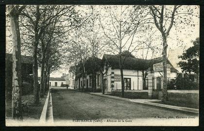 32 - FLEURANCE - Avenue de la Gare