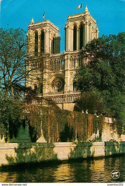 CPSM Paris-Notre Dame     L658