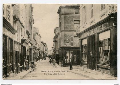 FONTENAY-le-COMTE (85) la Rue des Loges,landau,commerces Moreau Ribon articles de mariage et communion carte animée.