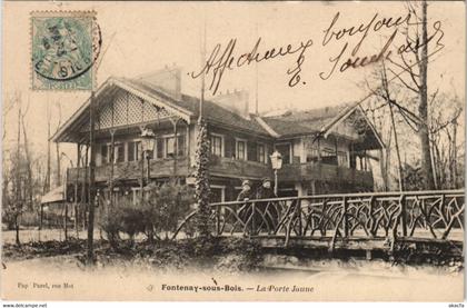 CPA FONTENAY-sous-BOIS - La Porte Jaune (44981)