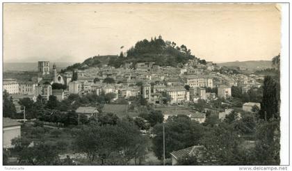 CPSM 04  FORCALQUIER VUE GENERALE 1956