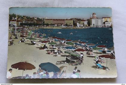 Cpm, Fréjus, la plage et saint Raphael, Var 83