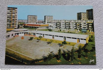 Cpm 1995, Gonesse, square du Nord, école maternelle, Val d'Oise 95