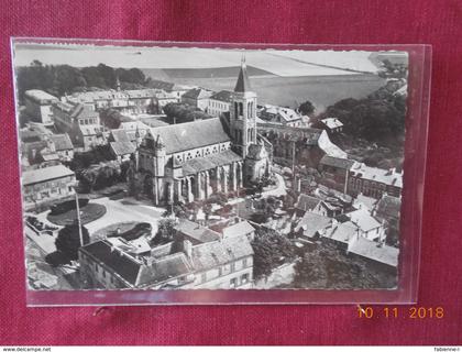 CPSM - Gonesse - L'Eglise et l'Hôpital ("En Avion au-dessus de...")