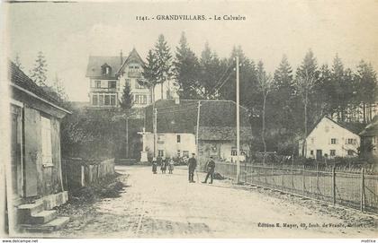 GRANDVILLARS - le calvaire.