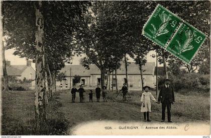 CPA AK GUERIGNY - Avenue des Abbes (457379)