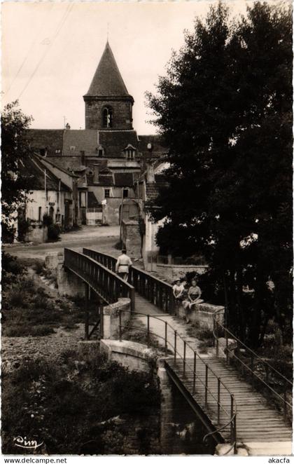 CPM Guillon La passerelle (1183808)