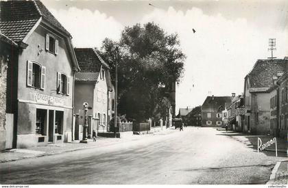 CPSM FRANCE 68 " Habsheim, La Grande Rue".