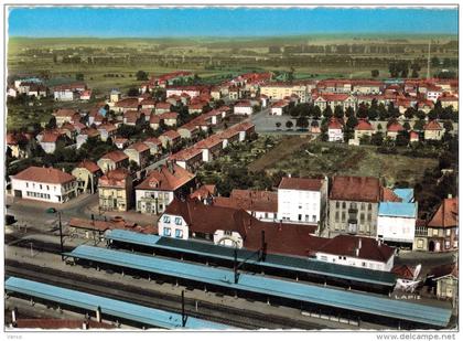 Carte Postale Ancienne de HAGONDANGE-La Gare