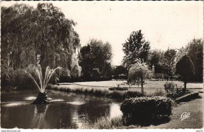 CPA HAZEBROUCK - Le Jardin Public (136155)