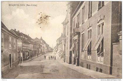 HOCHFELDEN - rue principale.