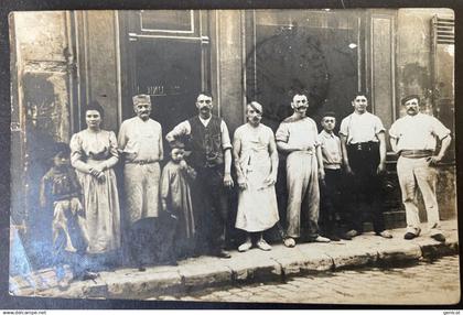 Carte Photo a Identifier ,  Houilles Rue de Paris l'Union Commerciale ?? A voir