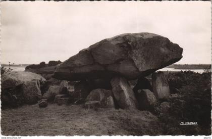 CPA ILE-aux-MOINES Le Dolmen (144859)