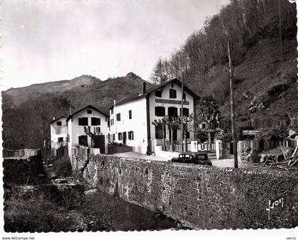 Carte Postale ancienne de ITXASSOU - Restaurant du Mont ROLAND