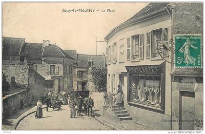 JOUY LE MOUTIER - La place.