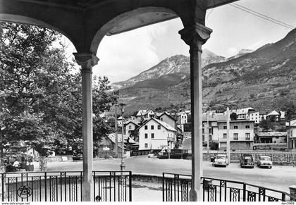 L'ARGENTIERE-la-BESSEE - Le quartier du Pont - Automobiles