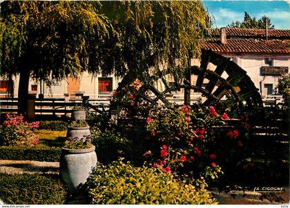 84 - L'ISLE SUR SORGUE