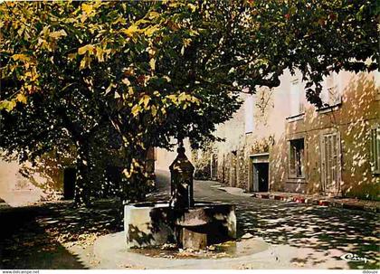 83 - La Garde Freinet - La Place du Hameau de la Mourre - CPM - Voir Scans Recto-Verso