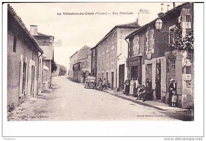 La Villedieu-du-Clain  --  Rue Principale