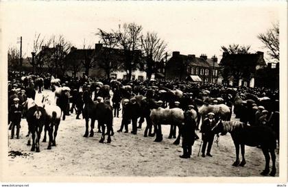 CPA Landivisiau - Le Champ de Foire (1033253)