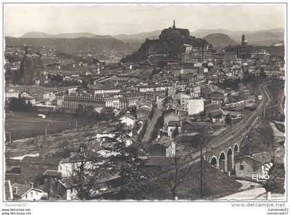 CPSM LE PUY EN VELAY - Vue Générale - Quartier de Saint Laurent