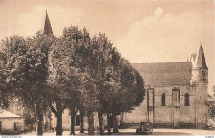 LENCLOITRE : L'EGLISE