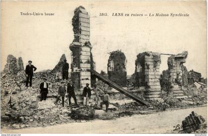 Lens en ruines