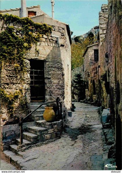 13 - Les Baux de Provence - Vieille rue - CPM - Voir Scans Recto-Verso