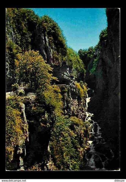 26 - Drome - Vercors - La Route des Grands Goulets - Cascade de la Vernaison - Flamme Postale de La Chapelle en Vercors