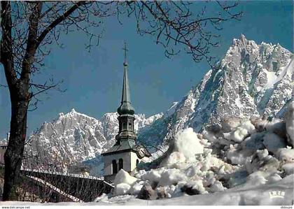 74 - Les Houches - Le clocher - L'Aiguille du Midi - CPM - Voir Scans Recto-Verso